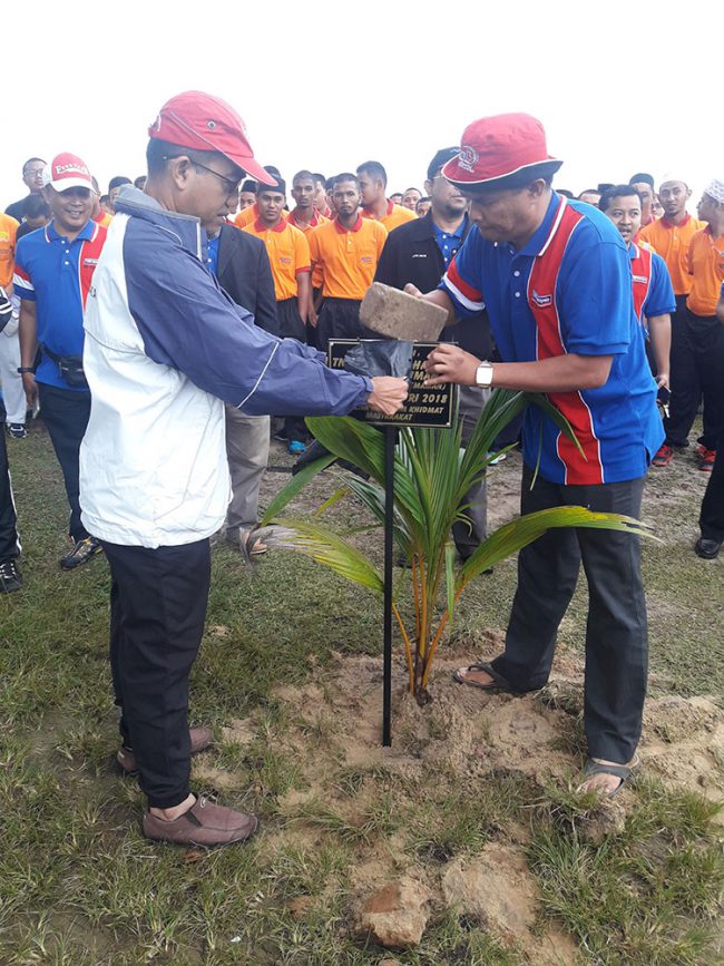 Pantai1-min