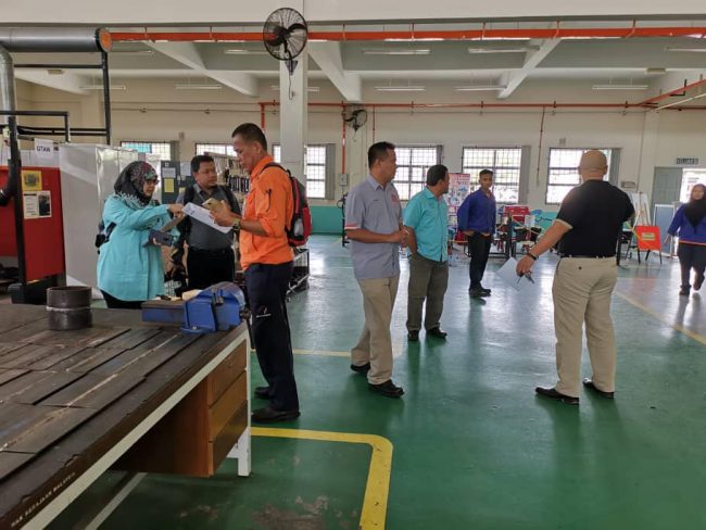 56977057_2682387635111467_3692768355174842368_n