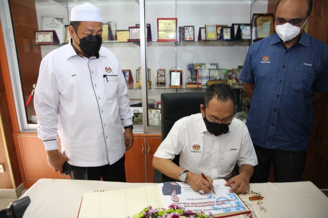 WhatsApp Image 2021-10-31 at 16.24.04 (1)